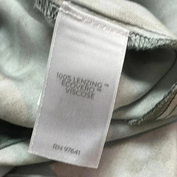 J JILL Animal Print A-Line Midi Skirt size Small - Picture 9 of 9